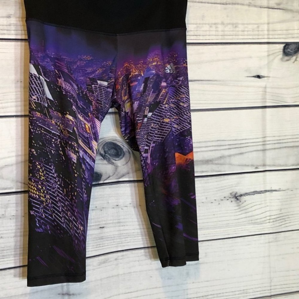 Adidas techfit cropped purple leggings cityscape - Picture 10 of 10